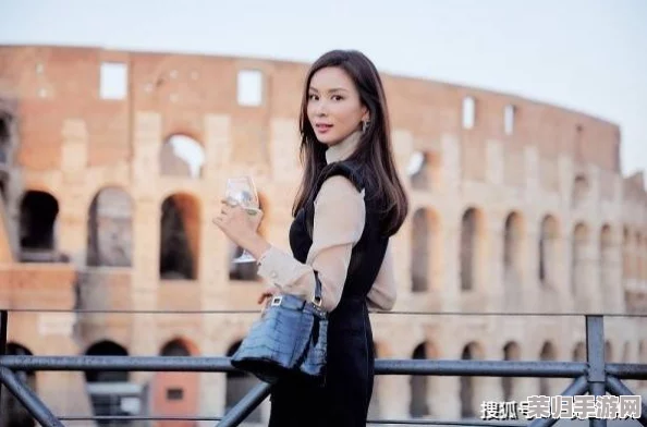 四川少妇BBBWBBBwm:热议中她们的生活态度与独特魅力,展现了别样的风采与风情 四川少妇BBBWBBBwm:热议中她们的生活态度与独特魅力,展现了别样的风采与风情