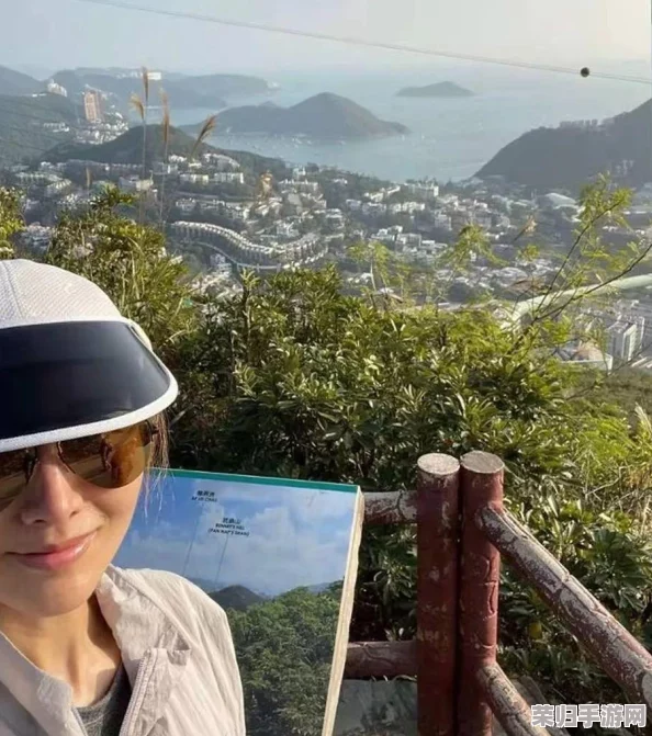 一面膜胸口一面膜下部位软件,提升肌肤光泽与紧致感的全新护肤体验 一面膜胸口一面膜下部位软件,提升肌肤光泽与紧致感的全新护肤体验