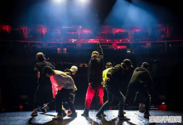 5G罗志祥天天奭多人运2023，热议新歌发布与舞台表现引发粉丝狂欢
