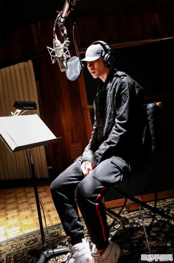 x7x7暴躁：独特风格，充满能量的音乐作品展现出极具张力和激情