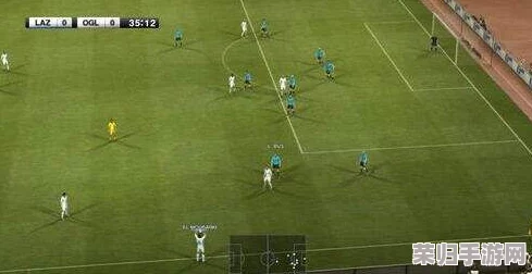 《实况足球2012》：极致精准，零飞射秘技！近距离手动短传直捣黄龙推射术！