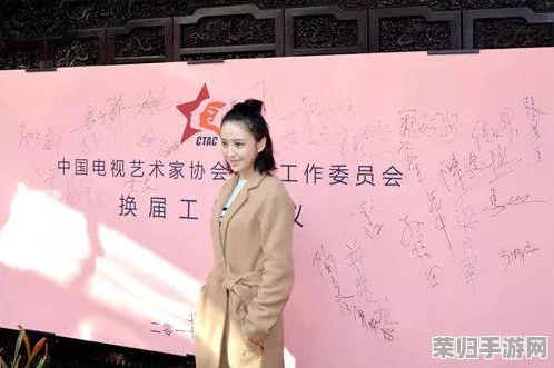 费爵娜：深入理解这一角色背后的故事与魅力，揭示其在文化中的重要性与影响力