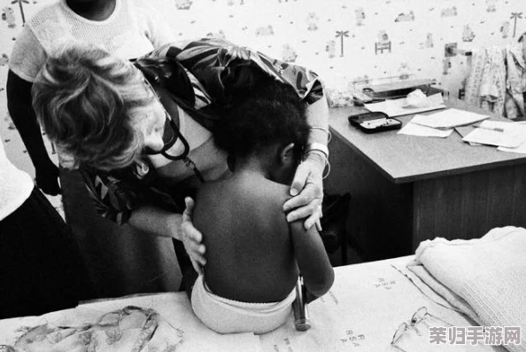 非洲人与性动交ccoo:网友热议文化差异与性观念,探讨背后的社会因素与个人体验 非洲人与性动交ccoo:网友热议文化差异与性观念,探讨背后的社会因素与个人体验