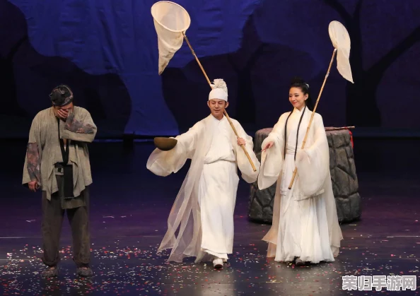 《江湖如梦》手游启程指南：新手快速入门秘籍，梦回武侠世界称霸之路