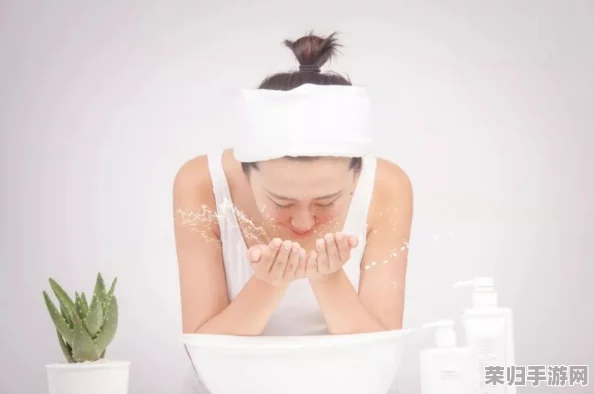 啊~你TM别舔了,快来看看这款火爆的护肤神器到底有多神奇! 啊~你TM别舔了,快来看看这款火爆的护肤神器到底有多神奇!