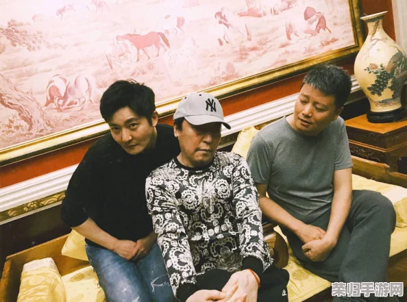 苏家小媳妇1V3剧情介绍：在波澜起伏的家庭纷争中，她如何凭智慧与勇气逆袭人生，赢得众人赞誉！