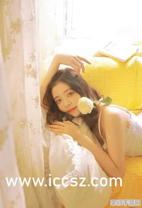 白丝校花 扒开美腿甜美作文：性感诱惑、清纯可爱、校园风情