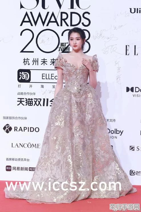 白丝校花 扒开美腿甜美作文:性感诱惑、清纯可爱、校园风情 白丝校花 扒开美腿甜美作文:性感诱惑、清纯可爱、校园风情