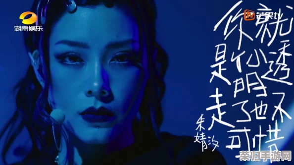 林予曦在影视作品中的精彩表现，赢得观众一致好评，引领新一代演员的时尚潮流与魅力