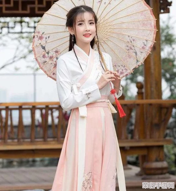 汉服全开襟啪啪做运动，感受传统与现代结合的魅力与活力！