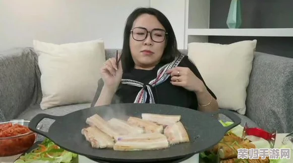老肥熟BWBWBWBWBW：火爆抖音上的网红美食大揭秘