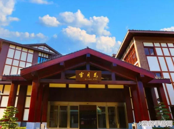 打造温馨心动小镇：创意榻榻米融合小卧室设计全攻略与实战技巧