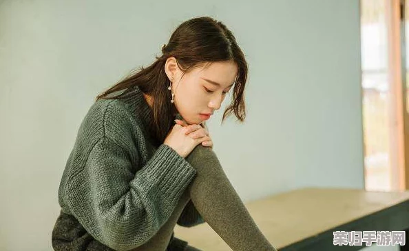 男生和女生一起愁愁愁很痛：情感抒发，真实动人，值得深思