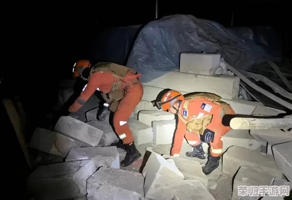 野外车里地震故事：一场惊心动魄的生死考验，令人深思的人性与勇气交织的瞬间