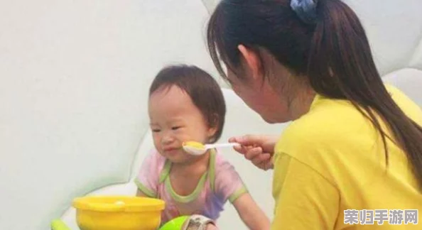 小孩半夜喂姐姐吃坤宝丸，姐姐秒变＂真ikun＂，家长直呼＂太离谱