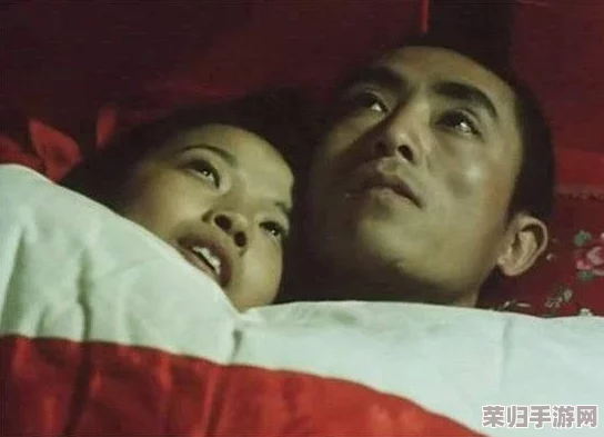 黄色电影国产：热门明星大尺度床戏曝光