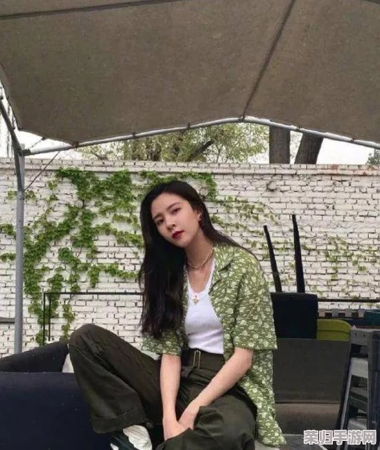 色哟哟日韩精品：绝美时尚潮流，让你成为街头焦点