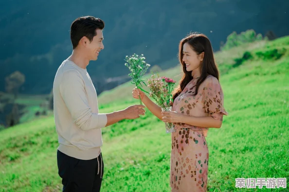 男生女生一起贴贴贴错错错，甜蜜互动引发热议，校园恋爱新风潮来袭！