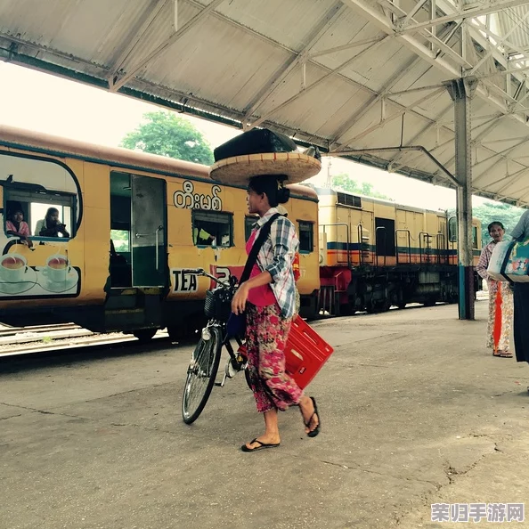 缅甸开火车：穿越神秘国度，感受沿途壮丽风景与独特文化的奇妙旅程