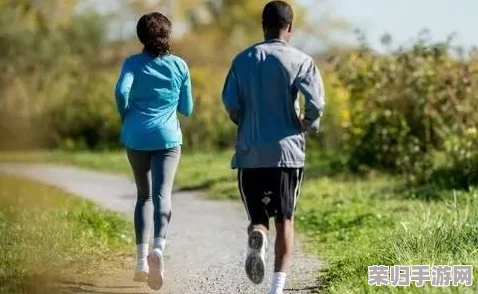 两个男生做下肢运动要注意什么?如何正确进行热身和拉伸? 两个男生做下肢运动要注意什么?如何正确进行热身和拉伸?