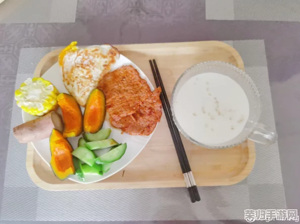 下面饿了要吃大肠喝牛奶，享受美食的同时感受生活的乐趣与幸福时光