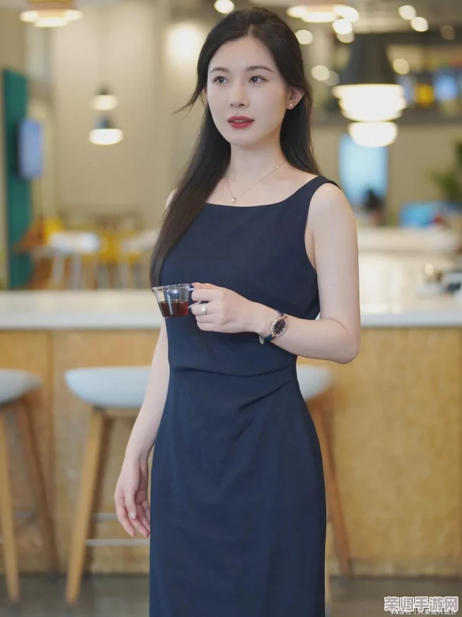 风情韵味人妻HD：绝美气质尽显，令人陶醉的高清视觉盛宴