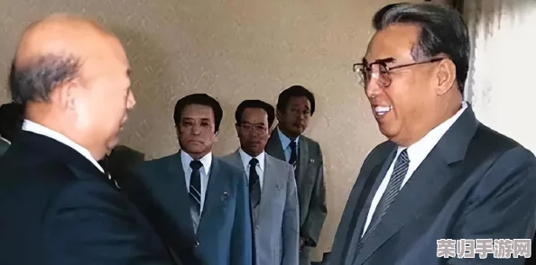 韩国丈夫邀请部长来家里吃饭，展现了家庭温暖与人际关系的微妙平衡