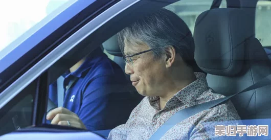 猛男在公交车让我高潮迭起，令人心跳加速的奇妙体验让人难以忘怀！