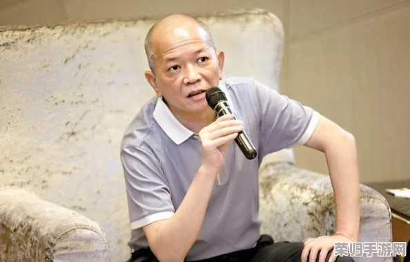 全球最大吃瓜爆料：网友热议背后的真相与故事，揭开事件神秘面纱！