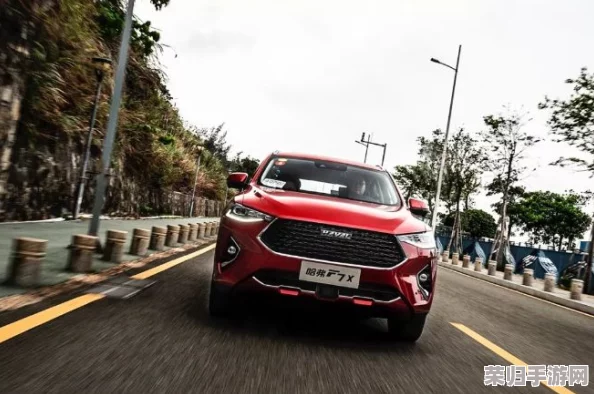 桃红色jeep界:炫目夺目的车身设计,引领潮流风向 桃红色jeep界:炫目夺目的车身设计,引领潮流风向