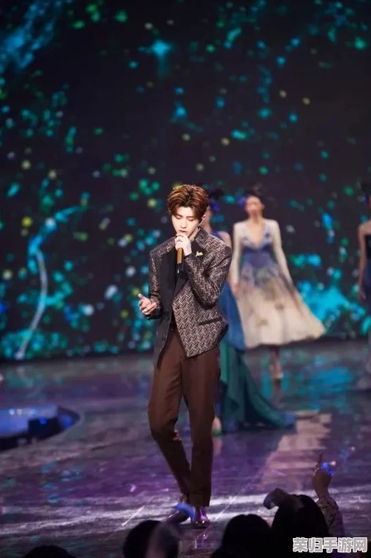 明星狂想曲之春晚篇娄艺潇：绽放舞台魅力，演绎华丽精彩表演