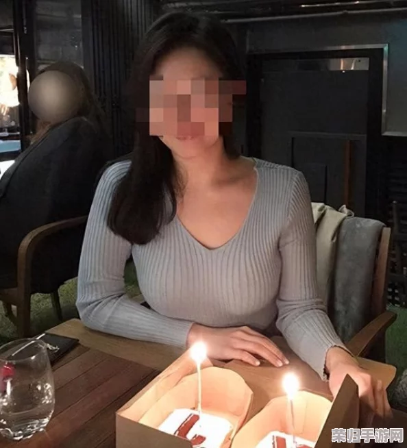 少妇内体裸BBBBBB四川:露骨大尺度,引发争议和热议 少妇内体裸BBBBBB四川:露骨大尺度,引发争议和热议