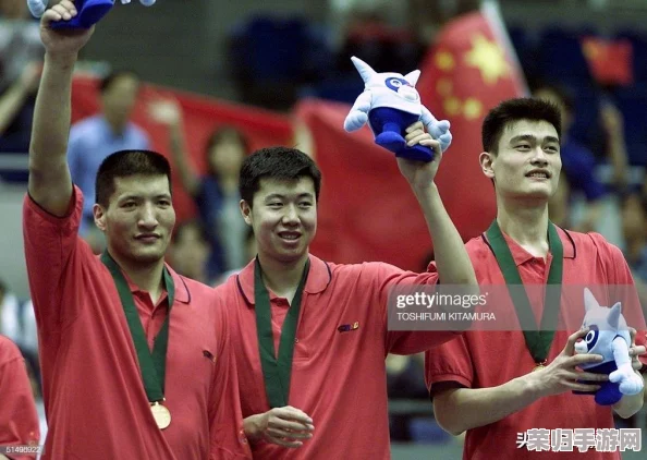 超级精灵球对决：影梦X的梦幻魅力VS影疾的速度激情，哪款更契合你的战斗风格？