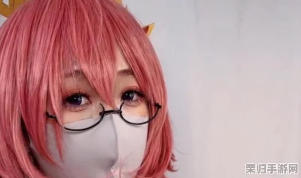 下载柚子猫yuzukitty的情人节礼物,无需付费,极力推荐使用! 下载柚子猫yuzukitty的情人节礼物,无需付费,极力推荐使用!