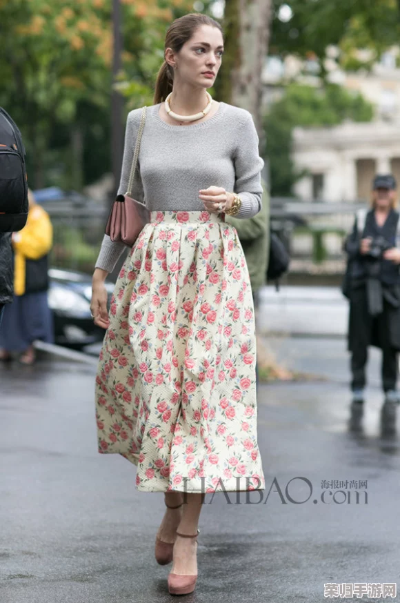 女裙底部设计灵感来源，时尚搭配技巧分享