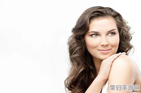 少妇浴室精油按摩2：感受身心的极致放松与愉悦，享受每一寸肌肤的呵护与关怀