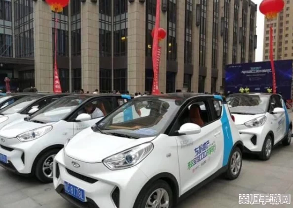 小烧货水能么多叫出来公交车，畅享城市出行新体验，轻松解决交通烦恼！