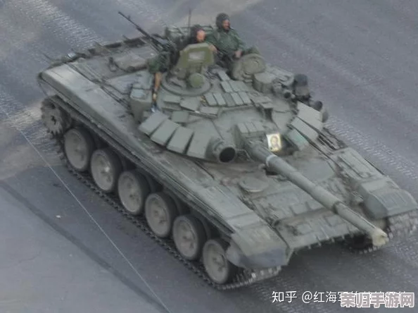 战争雷霆中T72全面对比：与经典T55的火力、机动及生存力较量，哪款更适合你的战场策略？