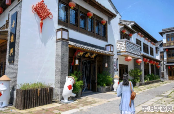 在多彩的文化风情中探索“yinluan小镇”的魅力：用户精辟评价与独特见解的完美结合