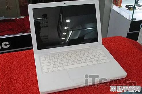 13岁macbook高清，性能依旧强劲，适合学生和办公的理想选择！