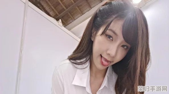 台湾吴梦梦到粉丝家里高清视频曝光，网友热议明星私生活细节