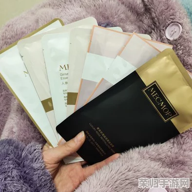 一面亲上边一面膜下边v：神奇的双重保护，让你的皮肤倍感呵护