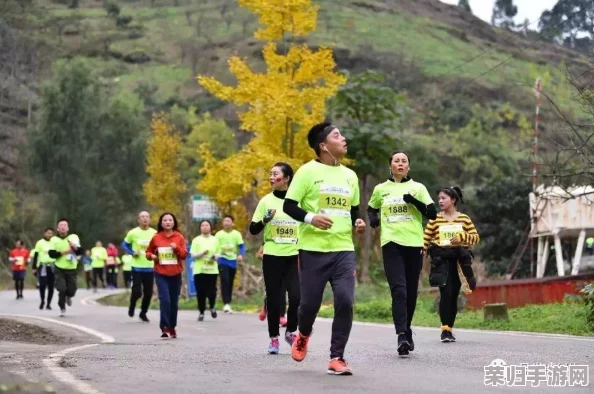 嗨翻天!给大家科普一下男生和女生一起轮滑鞋!浪漫邂逅就在脚下滑过
