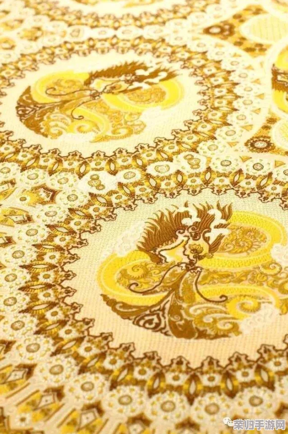 佛帐潮绣凸浮双龙,金丝缠绕织就仙宫,云霞缭绕显神通 佛帐潮绣凸浮双龙,金丝缠绕织就仙宫,云霞缭绕显神通