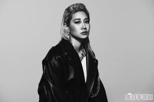 日本一姐rapper闭水：她如何在音乐界引领潮流，成为年轻人的偶像与灵感来源？