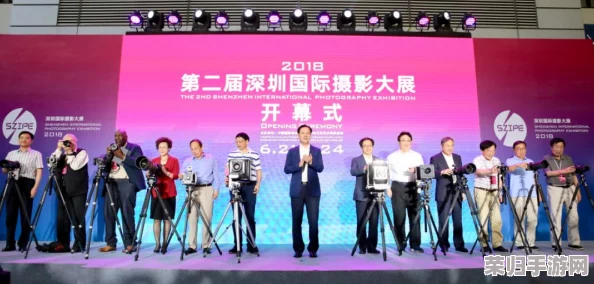 “aktvicineko总站”评价：一个充满活力与创意的交通枢纽，连接城市的每个角落