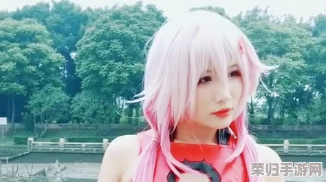 二次元桶人物二次元：动漫、cosplay、手办、同人、萌宠等热门词