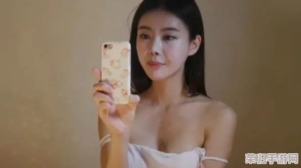 小敏婬荡婚礼H小说〈交视频〉：一场颠覆传统的情感旅程，挑战道德底线与人性深处的欲望