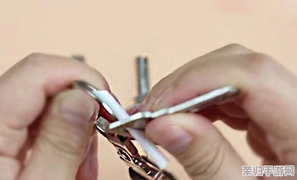 新手怎么自己扣？从基础到进阶，轻松掌握技巧与窍门的实用指南