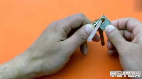 新手怎么自己扣？从基础到进阶，轻松掌握技巧与窍门的实用指南